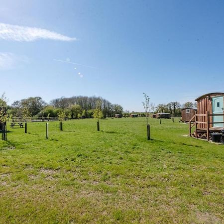 Honeysuckle Farm Holidays By Stay In Suffolk, Monk Soham 伍德布里奇 外观 照片