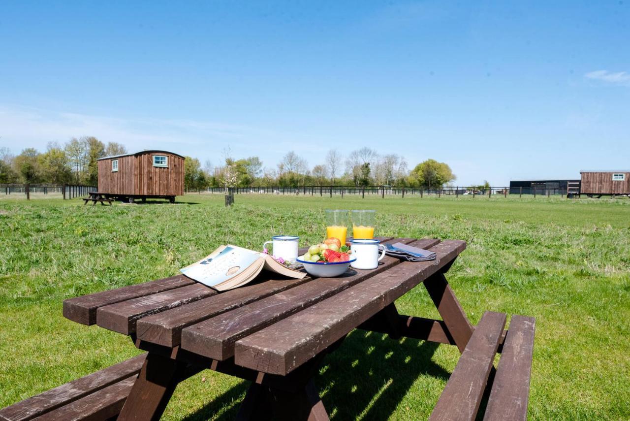 Honeysuckle Farm Holidays By Stay In Suffolk, Monk Soham 伍德布里奇 外观 照片